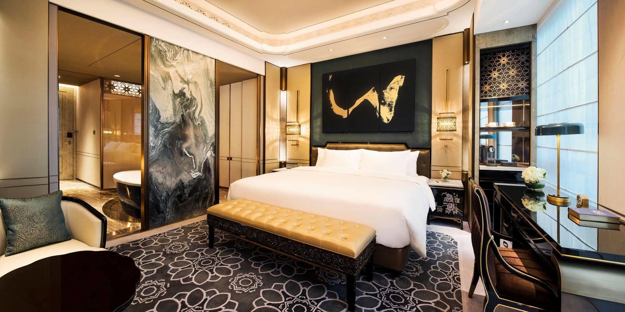 Wanda Reign Chengdu Hotel Luaran gambar