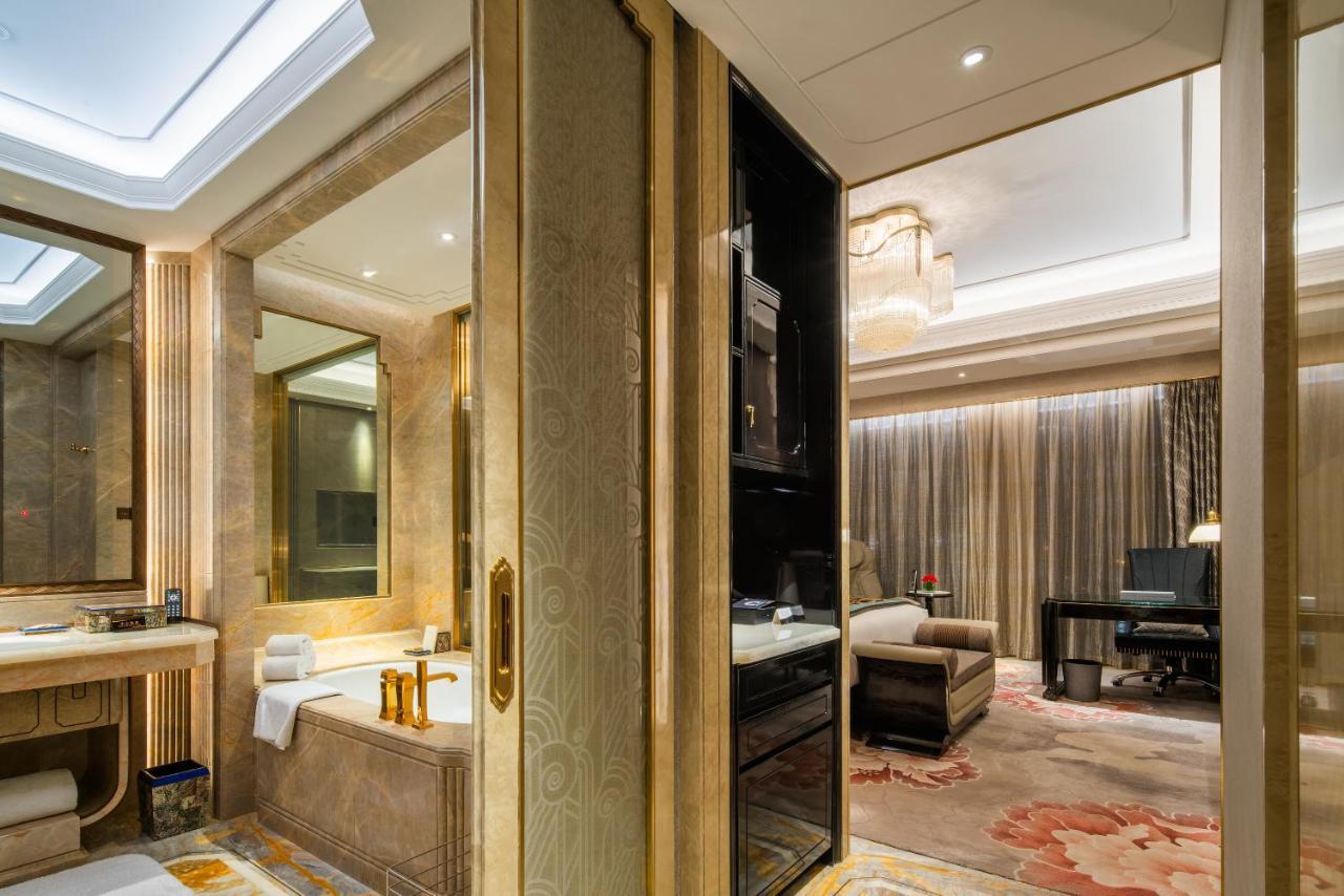 Wanda Reign Chengdu Hotel Luaran gambar
